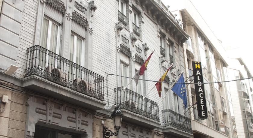 Hoteles en Albacete para tus despedidas de Solteros y solteras 